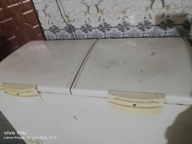 refrigerator 0