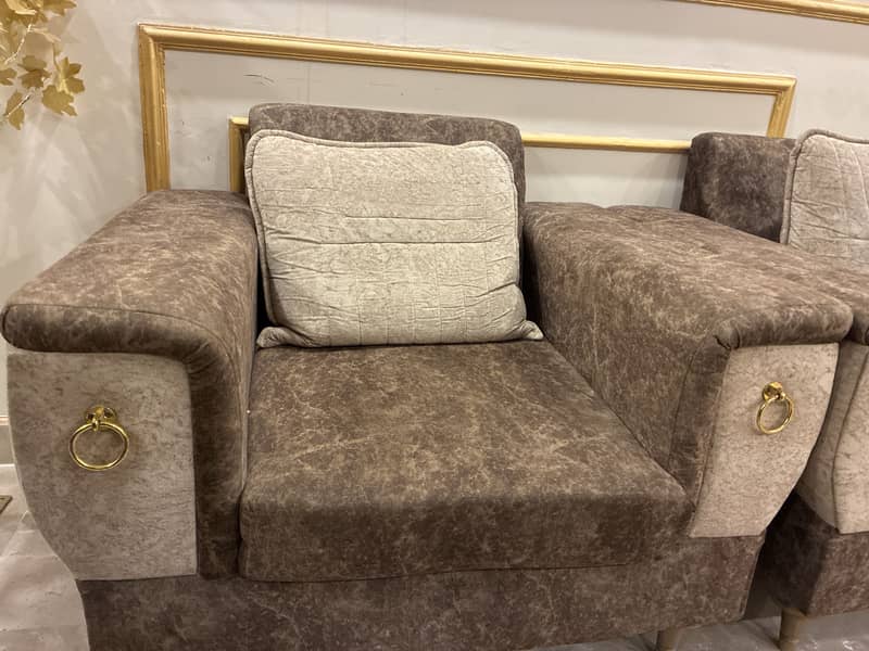 Sofa set 7 seaters 2
