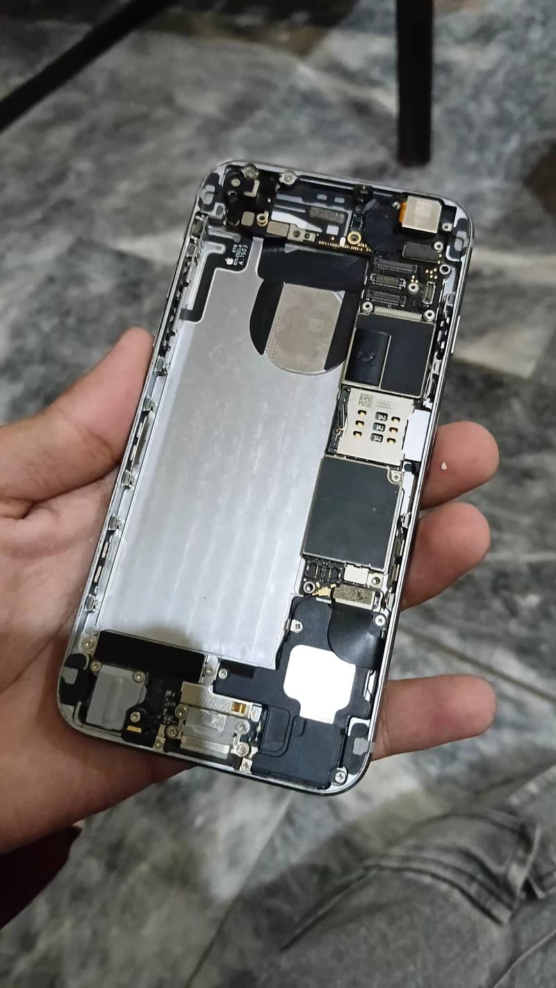Apple iPhone 6 1