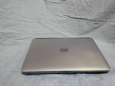 dell laptop at premium condition