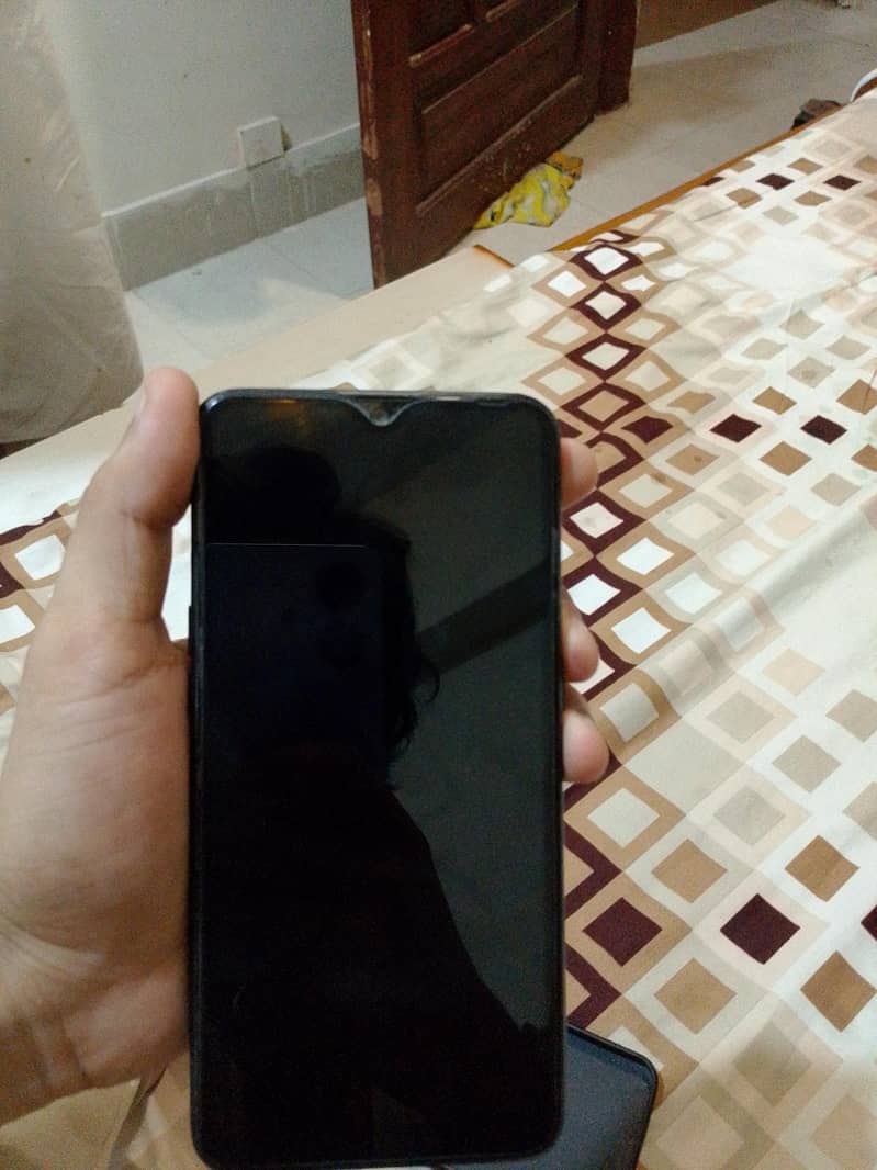 OPPO A5s 4