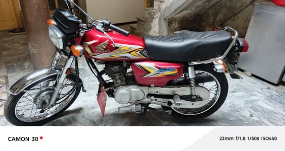Honda CG 125 2025