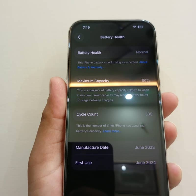 iPhone 15 Pro 10/10 4