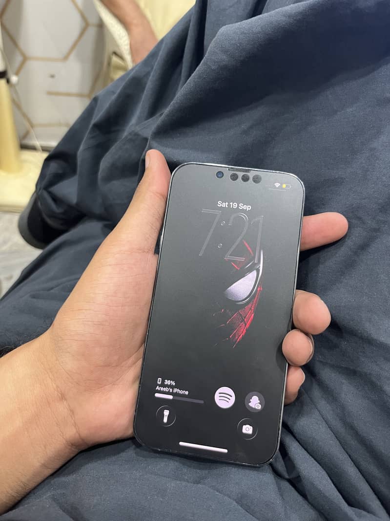 Apple iPhone 13 Pro 2