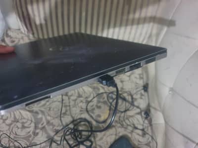 fajitsu lap top i5 4gen