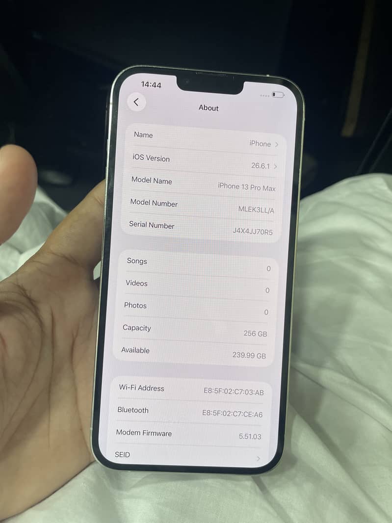 Apple iPhone 13 Pro Max 4