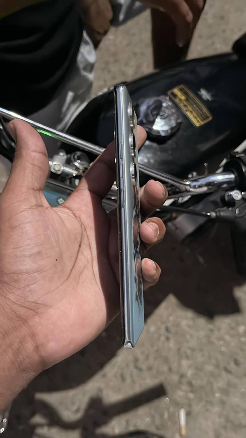 Tecno CAMON 40 Pro 2