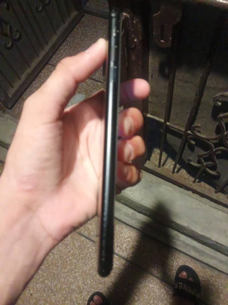 Apple iPhone 7 Plus 4