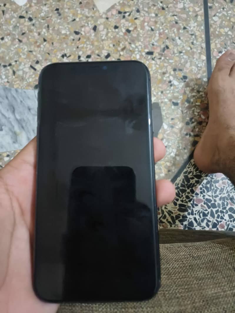 Apple iPhone 11 2