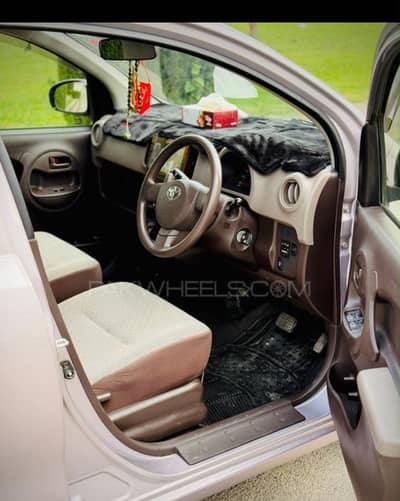 Toyota Passo 2015