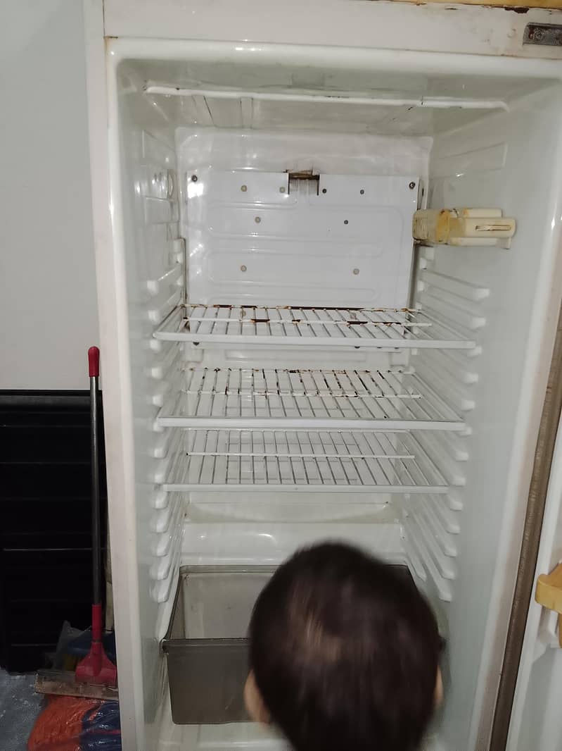refrigerator 2