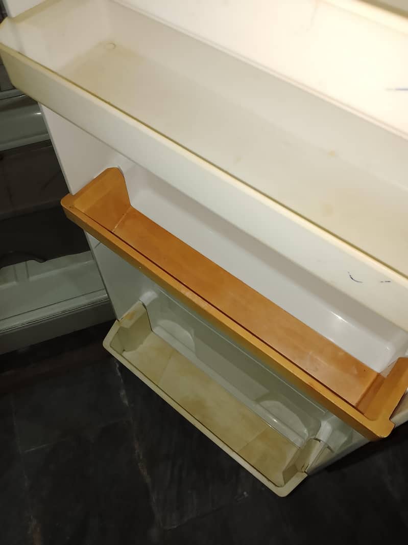 refrigerator 6