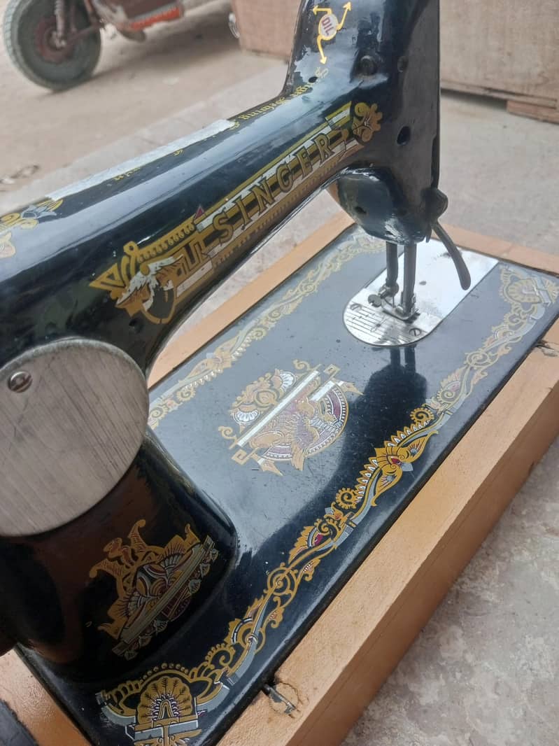 singer sewing machine 1