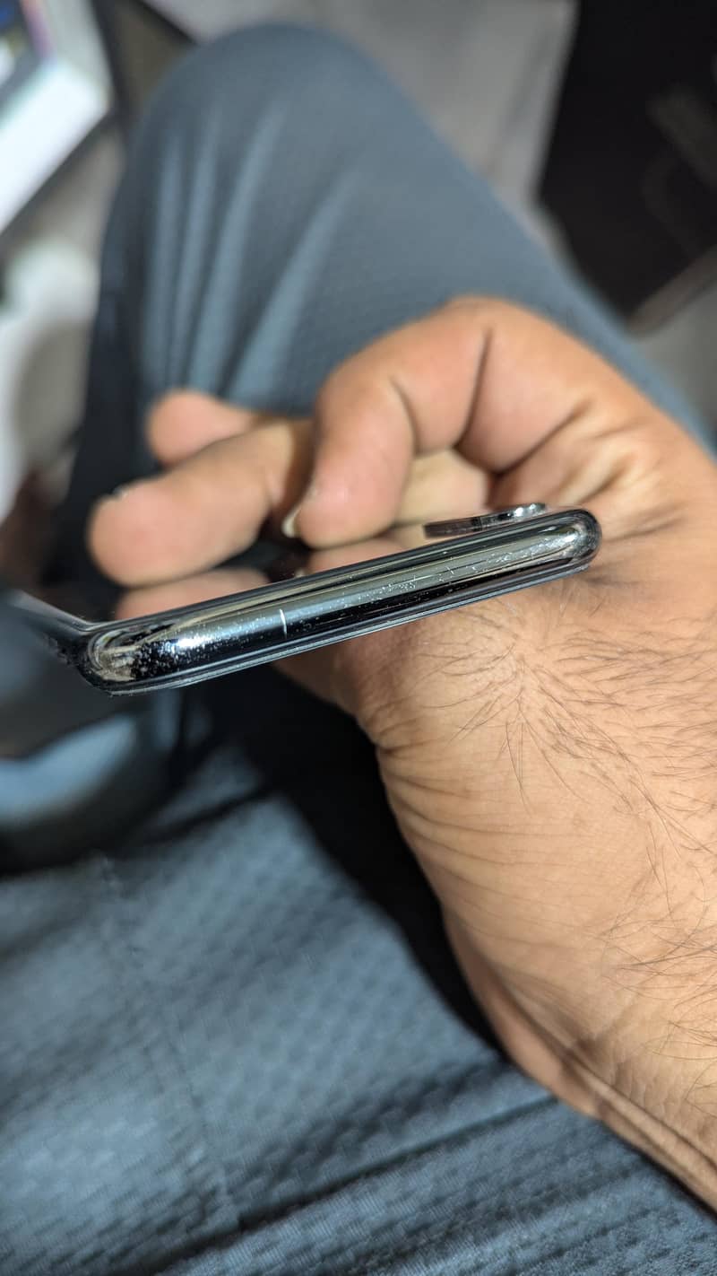 Apple iPhone X 6