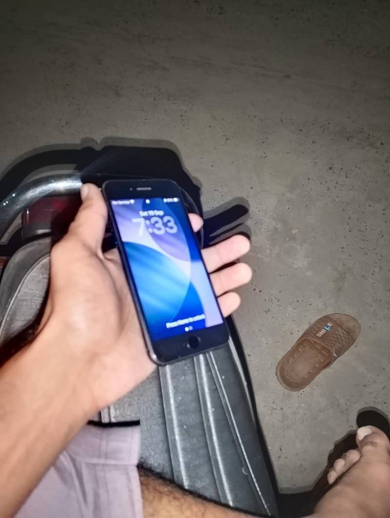 Apple iPhone SE 2