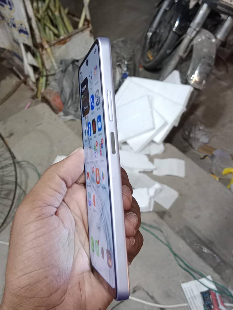 OPPO A5 Pro 3