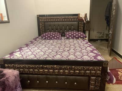KING SIZE BED