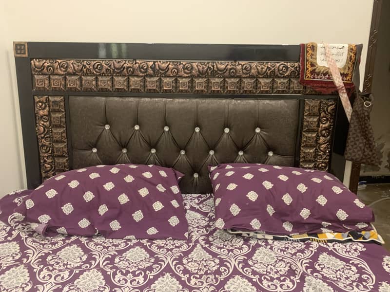 KING SIZE BED 1