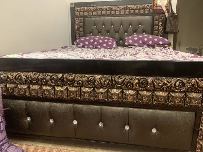 KING SIZE BED 2