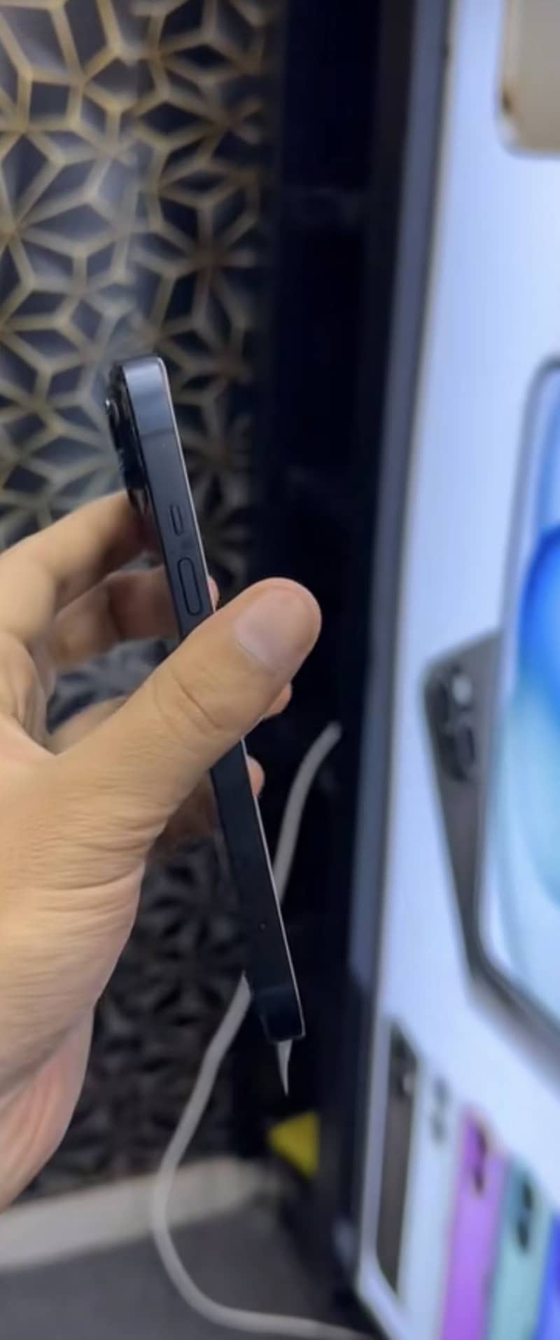 Apple iPhone 13 3
