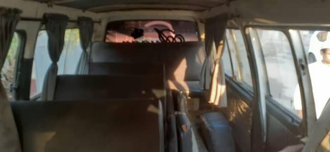 NISSAN Urvan 93