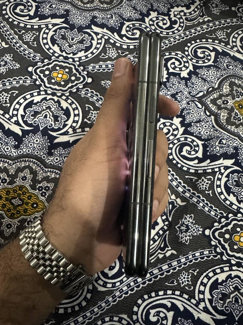 Google Pixel Fold 1