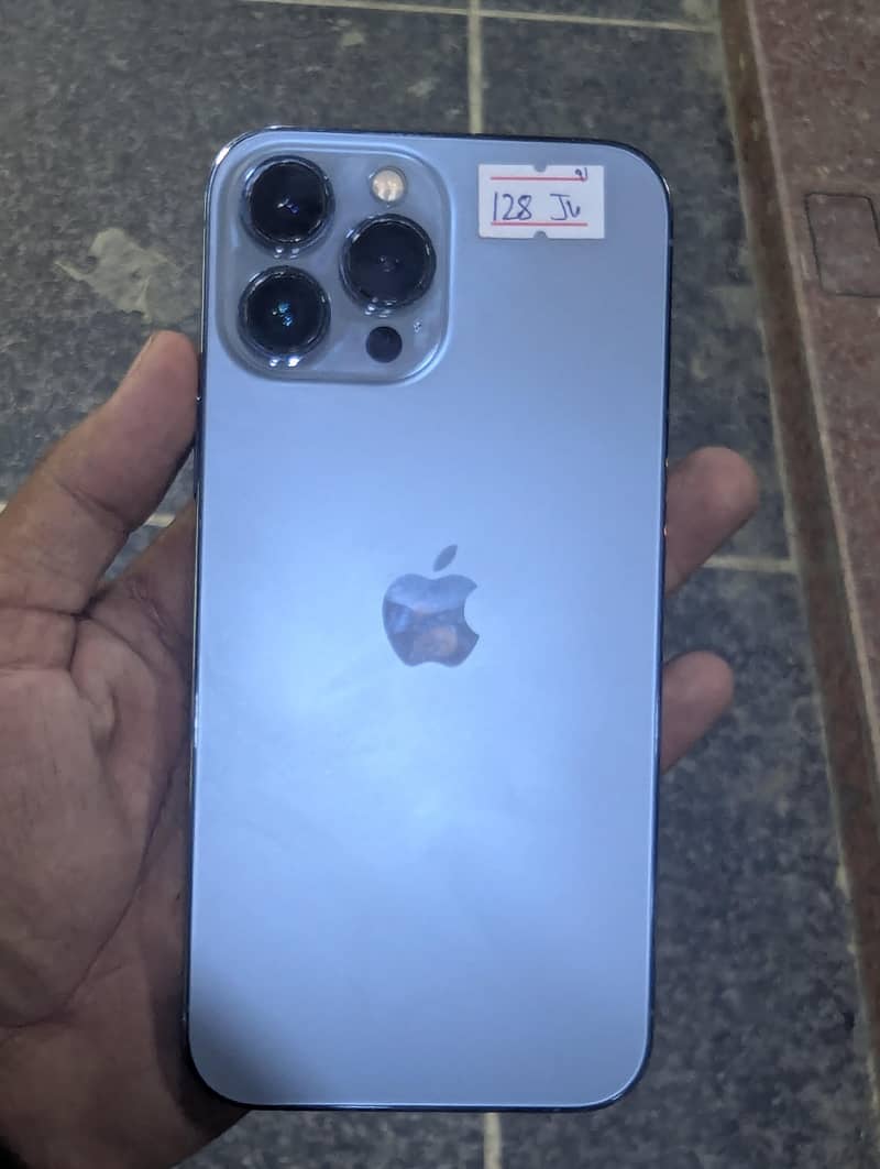 Apple iPhone 13 Pro Max 0