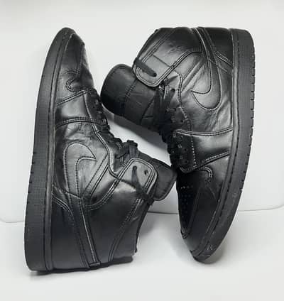 Orignal thrifted shoes