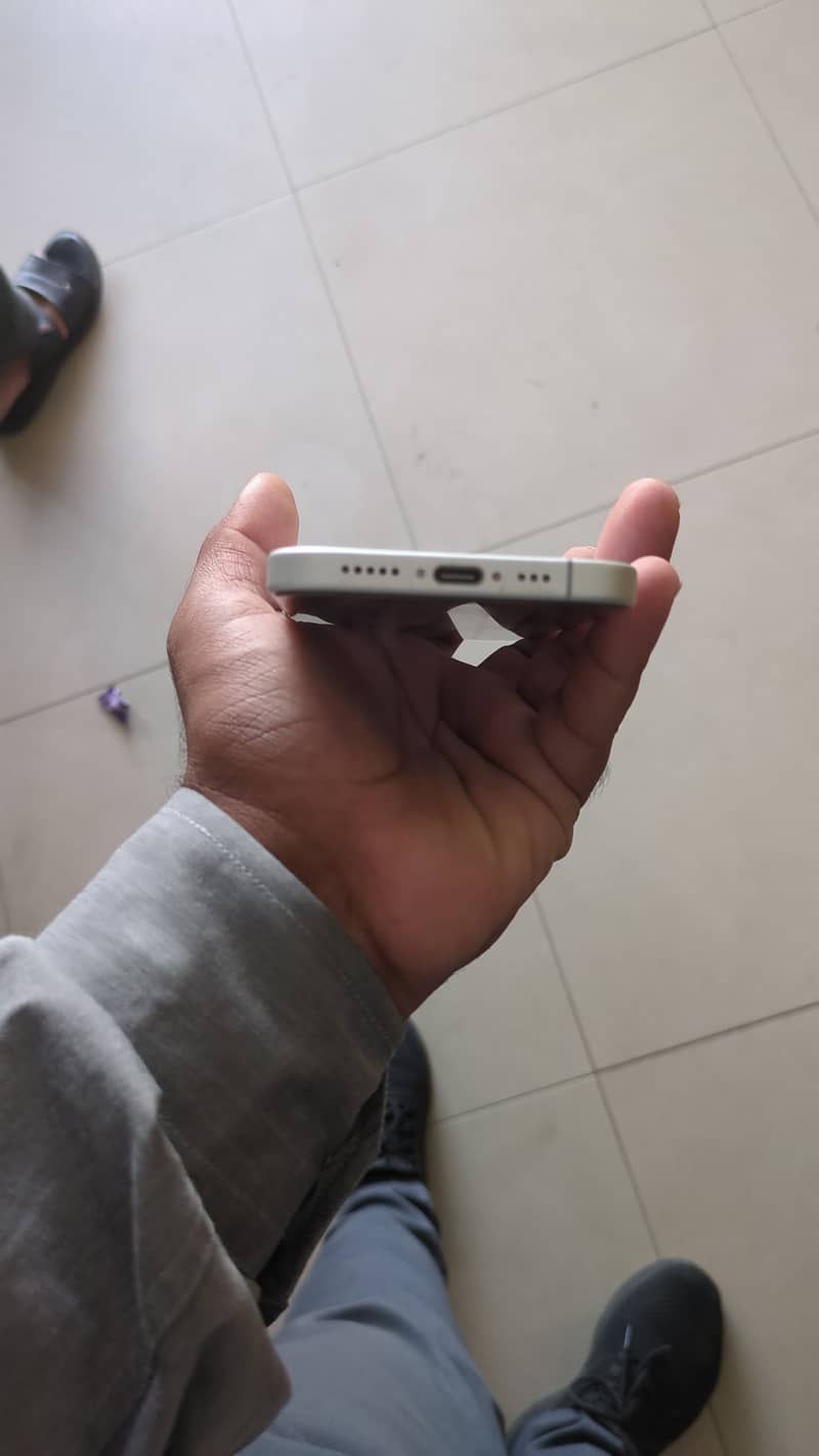 Apple iPhone 17 4