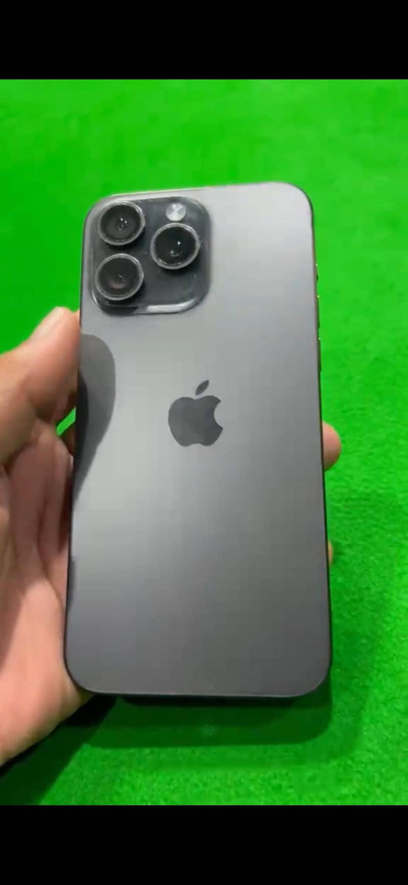 Apple iPhone 15 Pro Max 2
