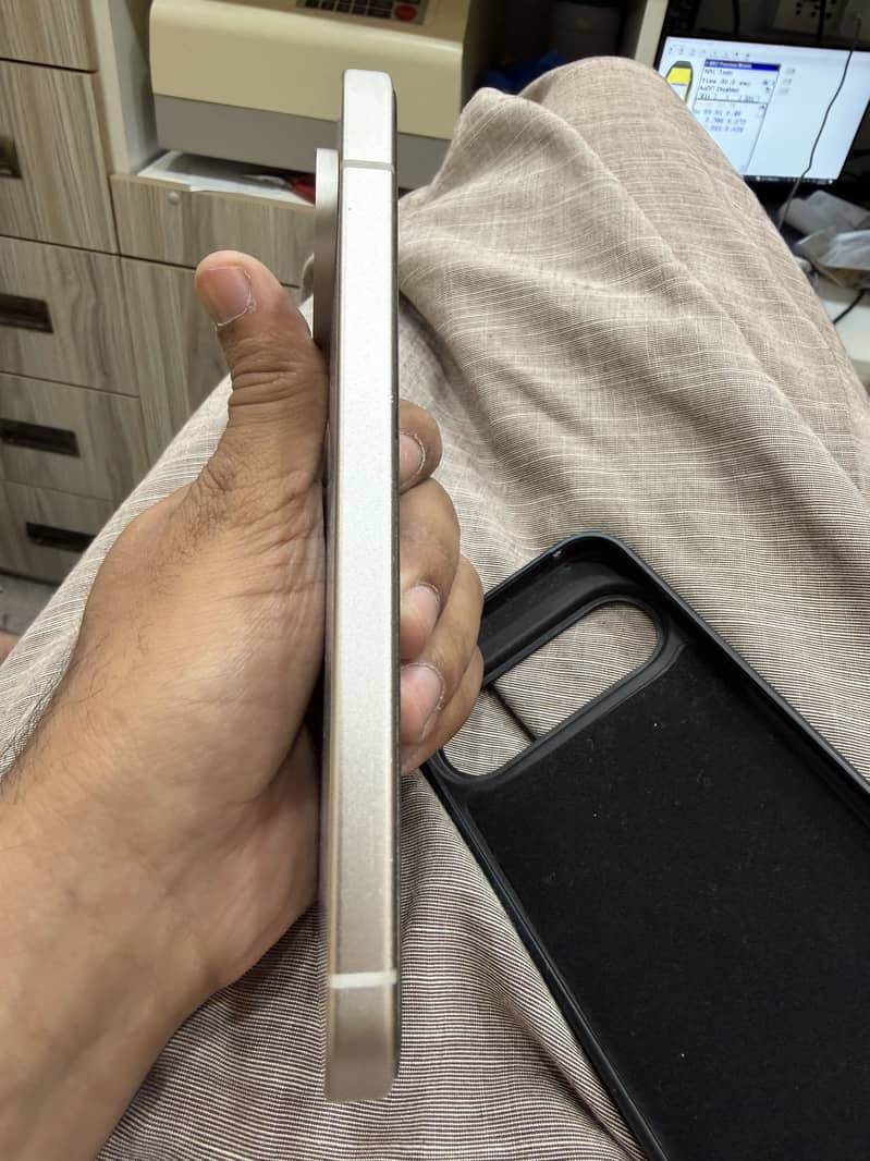Google Pixel 9 5
