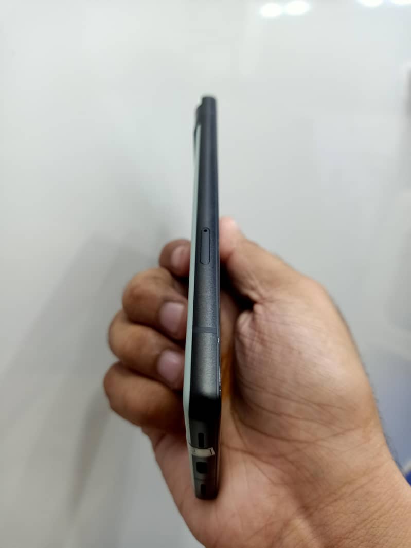 Google Pixel 6a 1