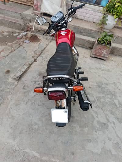 Honda CG 150 | 2026 Model | 1,835 KM | Scratchless | First Owner