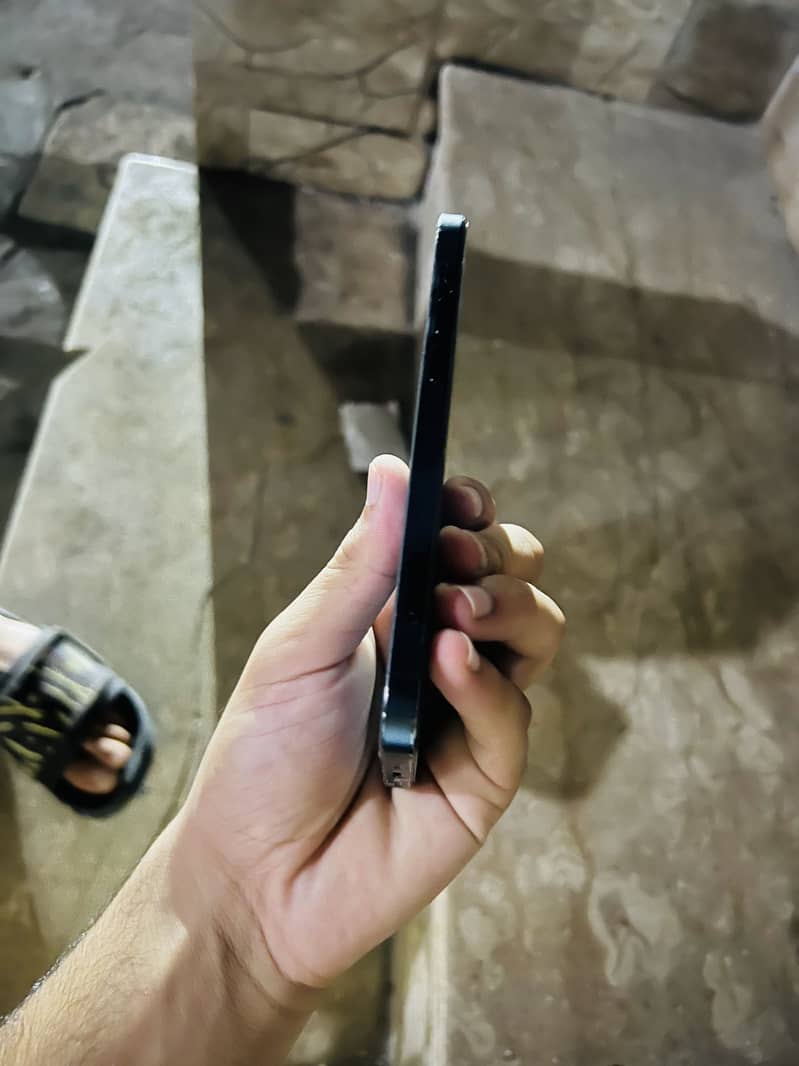 Apple iPhone 12 Pro 1