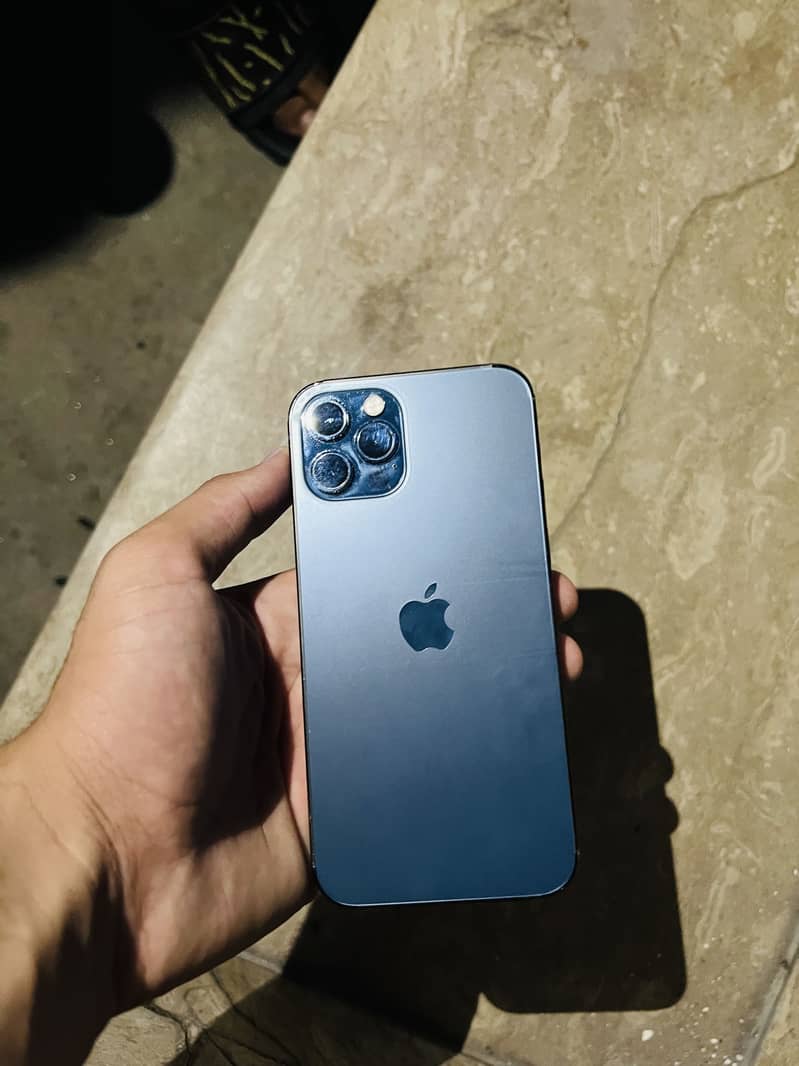 Apple iPhone 12 Pro 2