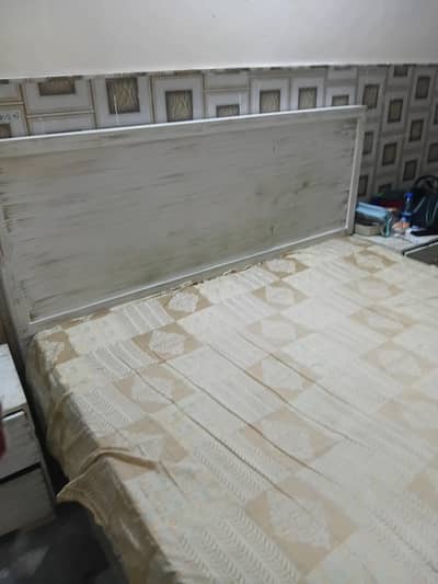 double bed with dressing table