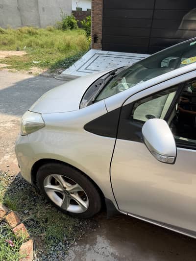 Toyota Vitz 2017