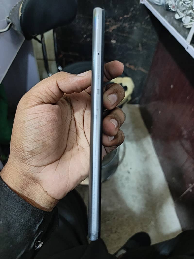 OPPO A16 lash condition 4