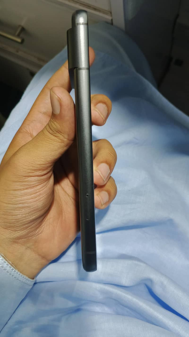 Google Pixel 8 7