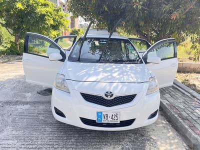 Toyota Belta 2006