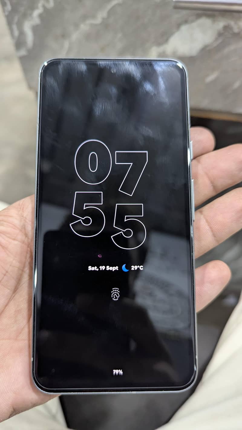 Google Pixel 8 1