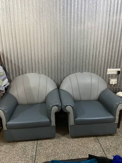 2 Single Seaters Sofas for Sale