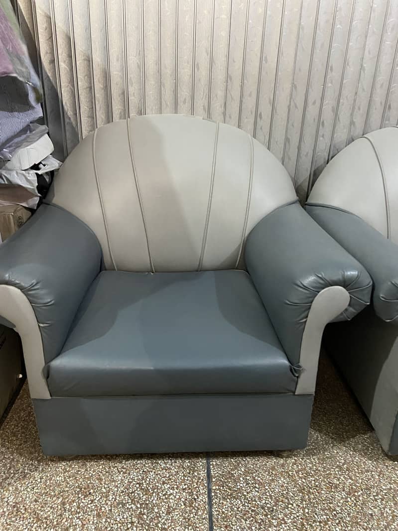2 Single Seaters Sofas for Sale 1