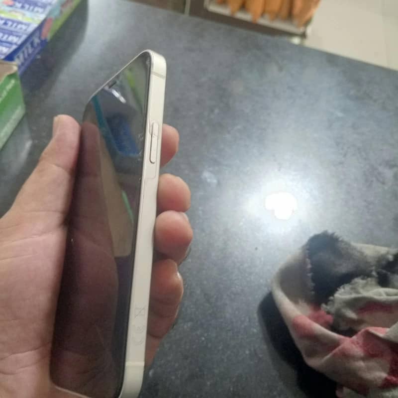 Apple iPhone 12 5