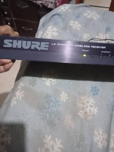 Shure L4 Diversity Wireless Receiver