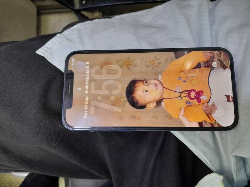 Apple iPhone 12 5