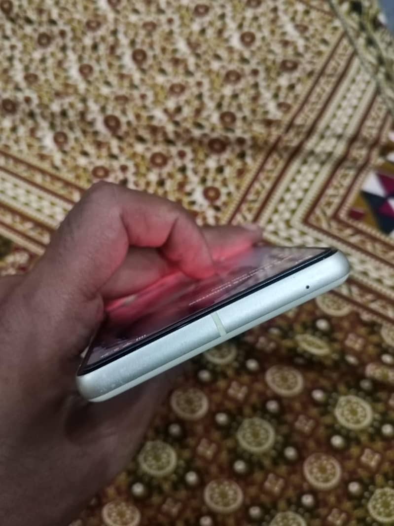 Google Pixel 7 6