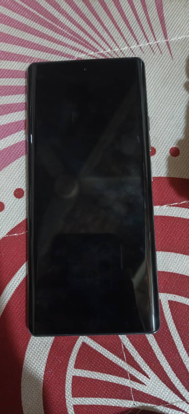 Tecno CAMON 40 Pro 1