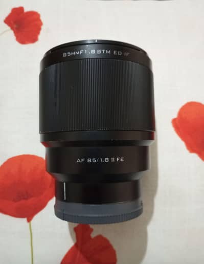 Viltrox 85 mm lens f 1.8 E Mount