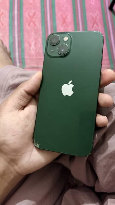 Apple iPhone 13